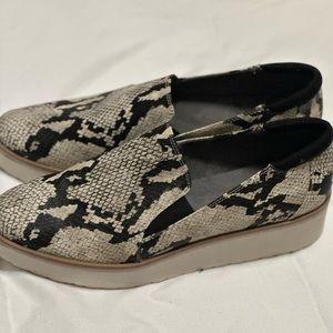 Dr.Scholl's Larken Tan and Black Faux Snakeskin Platformed Loafers Woman's 10M